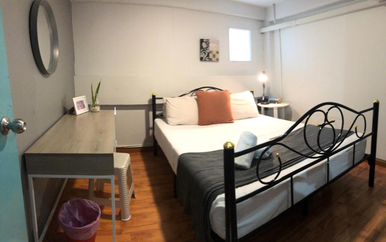 Miku Guesthouse Bangkok Exterior foto